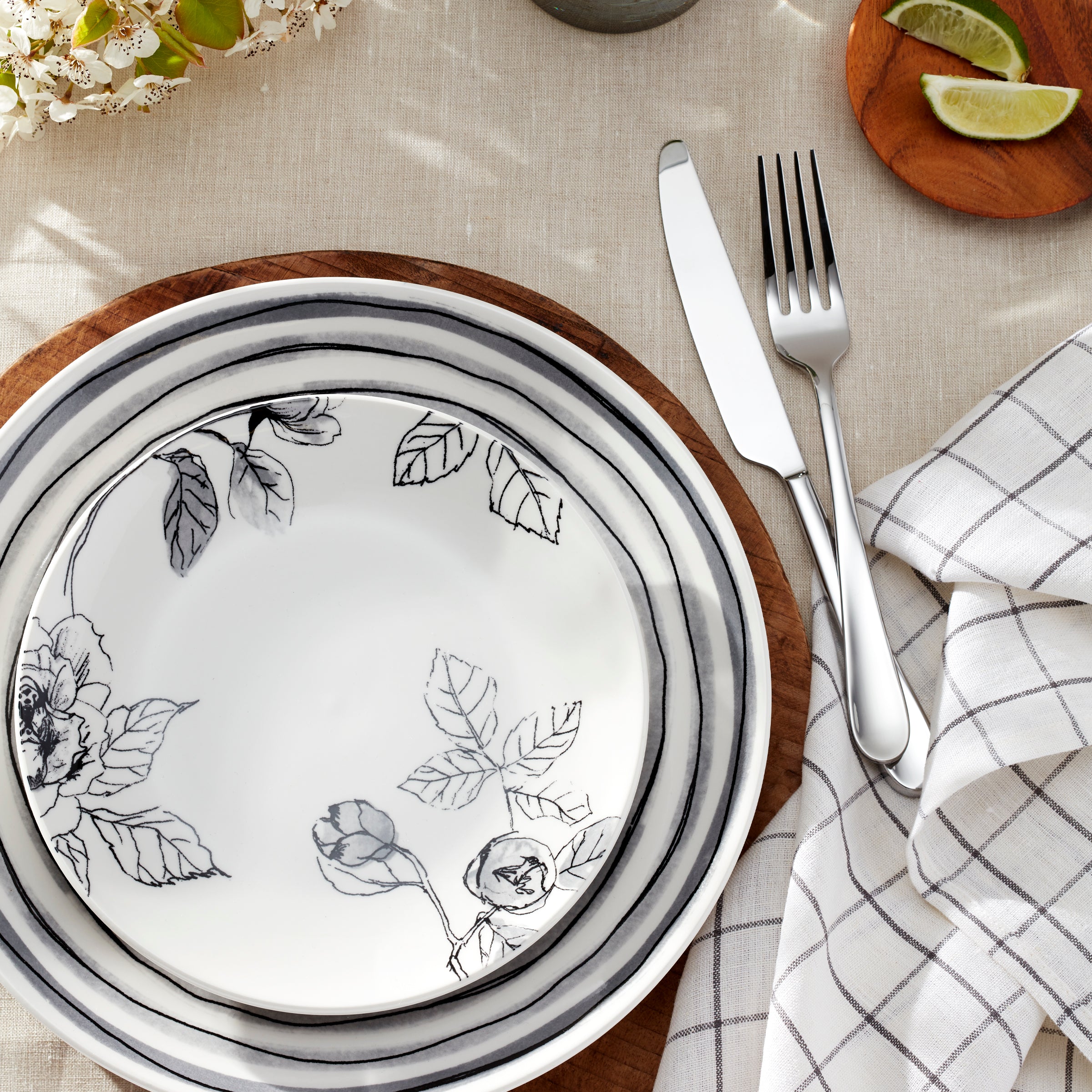 Lenox Heritage Lenox Heritage Sketchbook 12-Piece Dinnerware Set - Image 10