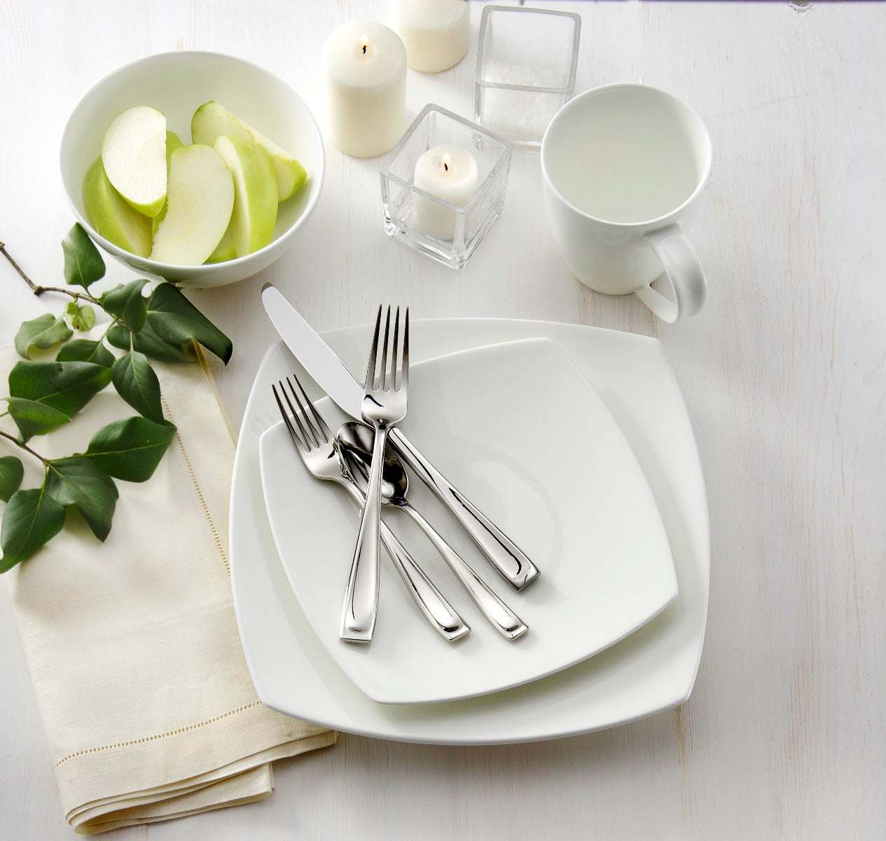 Lenox Heritage Lenox Heritage Moda 65-Piece Flatware Set - Image 3