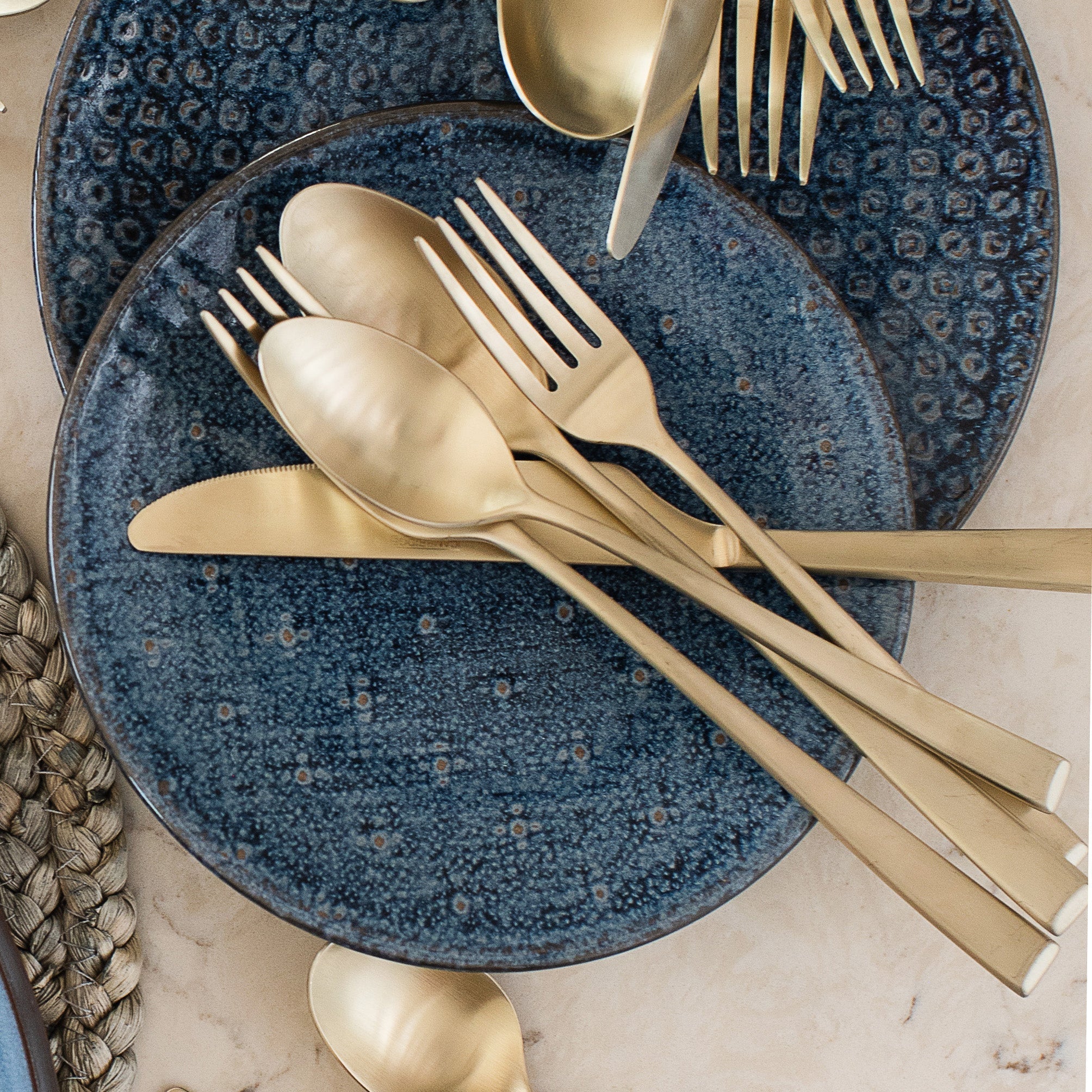 Lenox Heritage Lenox Heritage Marlise Champagne Satin 20-Piece Flatware Set