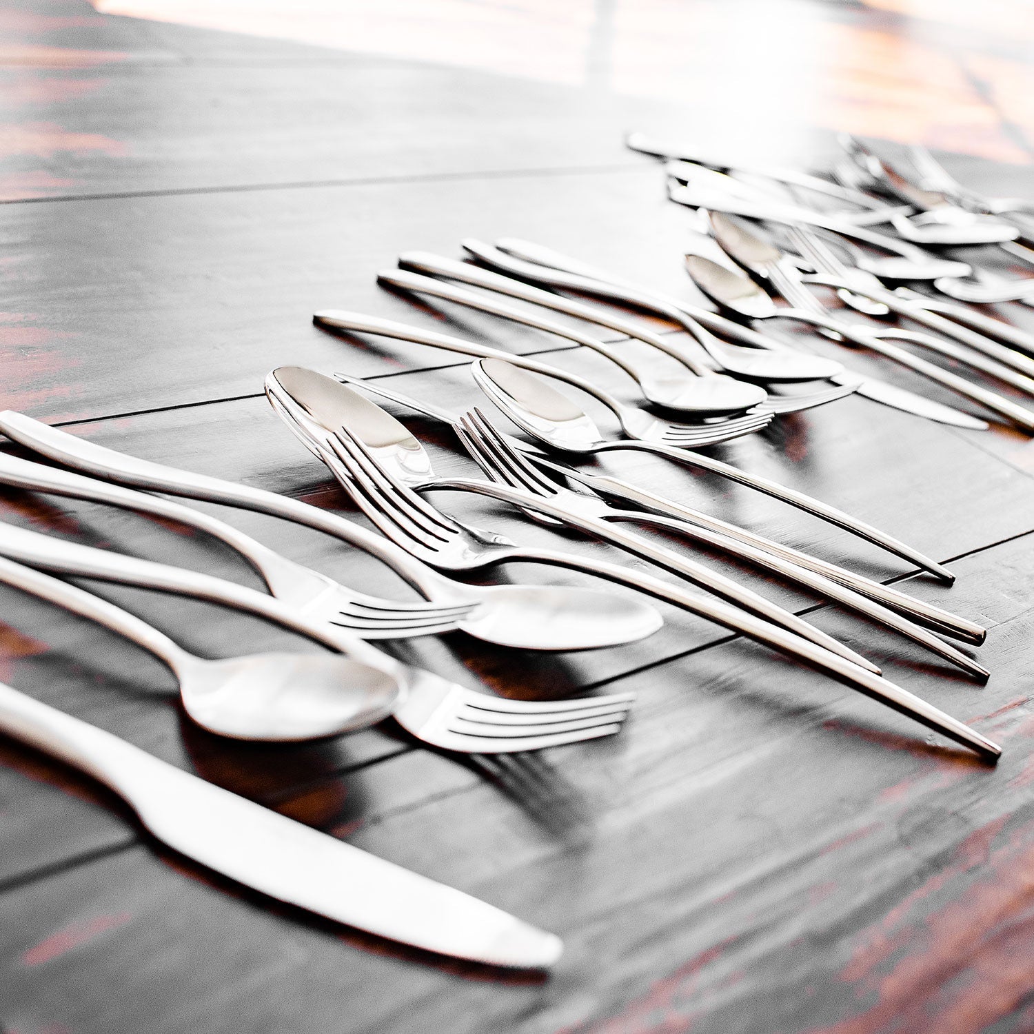 Lenox Heritage Lenox Heritage Averie Satin 20-Piece Flatware Set - Image 5