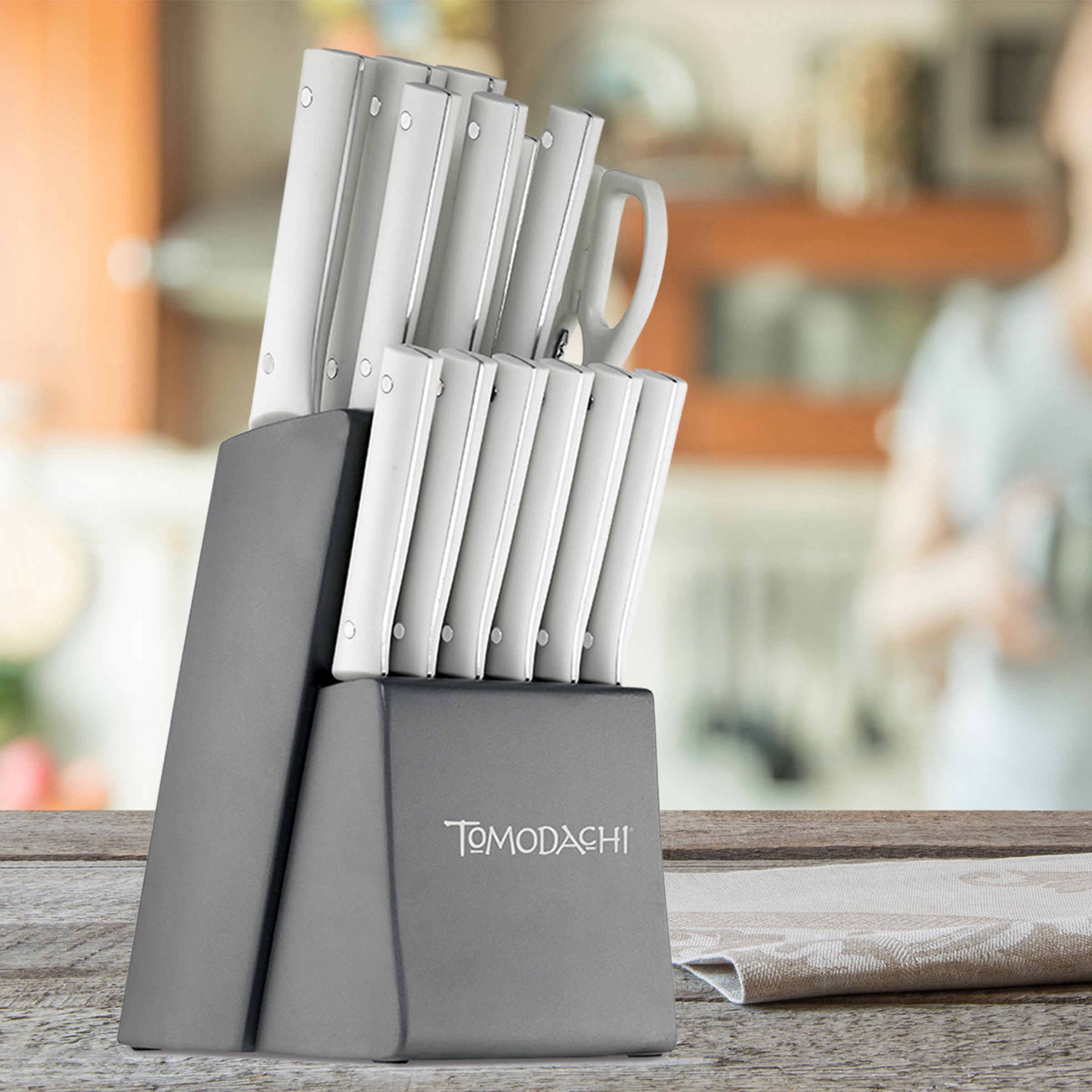 Lenox Heritage Lenox Heritage Fuji 15-Piece Cutlery Set - Image 4
