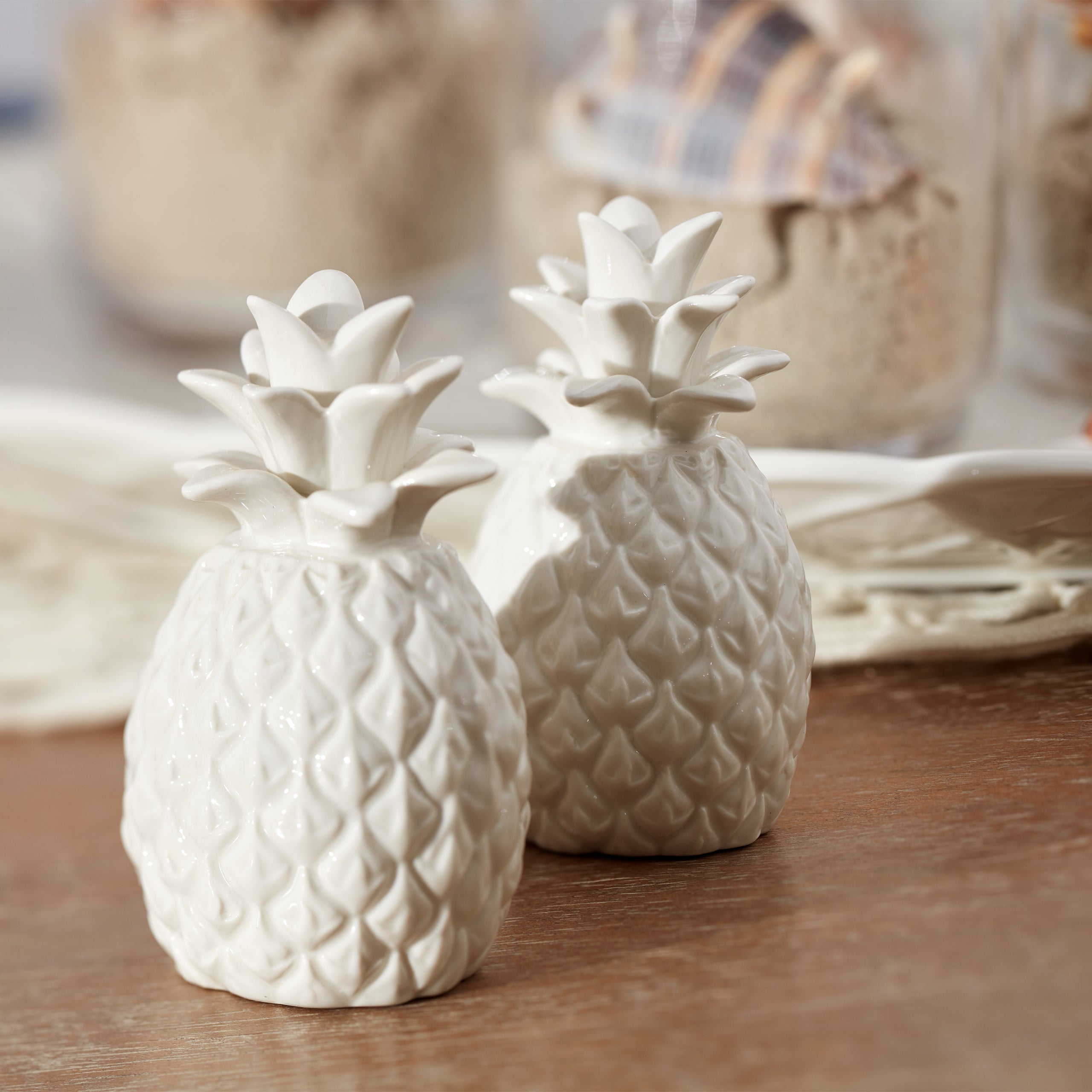 Lenox Heritage Lenox Heritage Wicker Creek Pineapple Salt & Pepper Set - Image 6