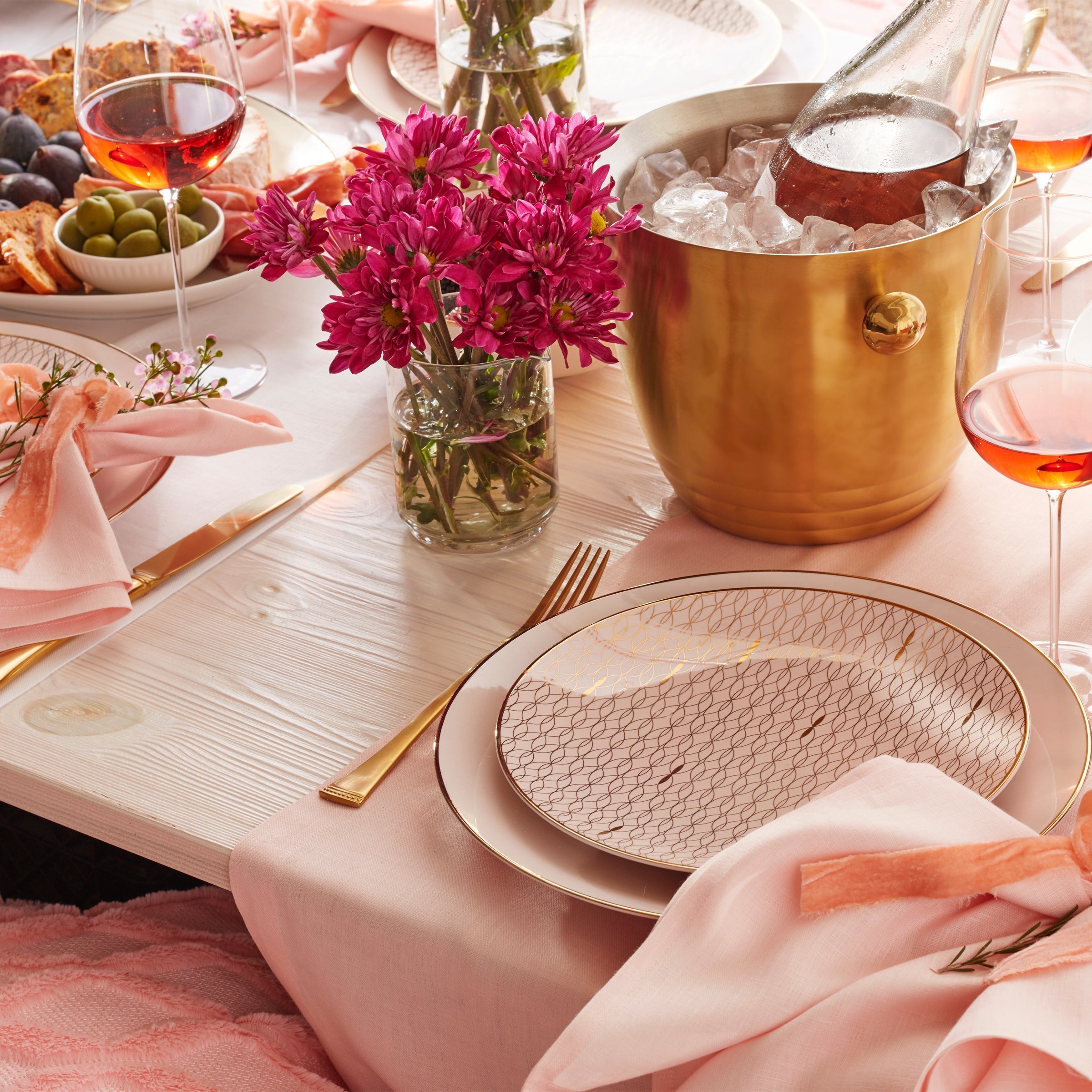 Lenox Heritage Lenox Heritage Trianna Blush 12-Piece Dinnerware Set - Image 4
