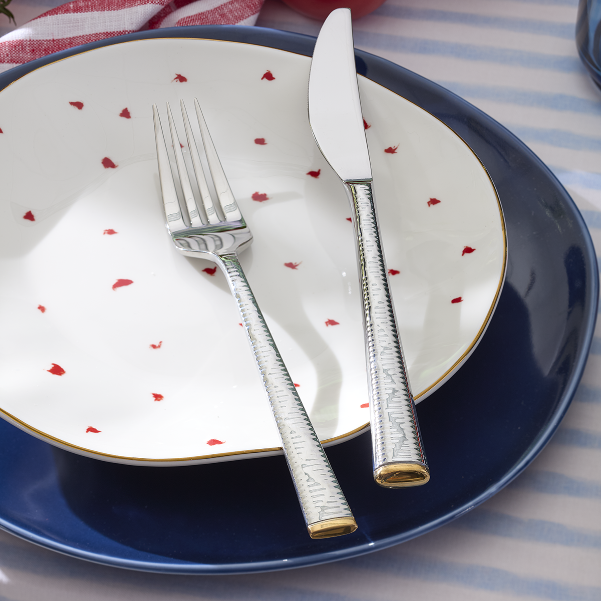 Lenox Heritage Lenox Heritage Garnet Bay 4-Piece Dessert Set - Image 3