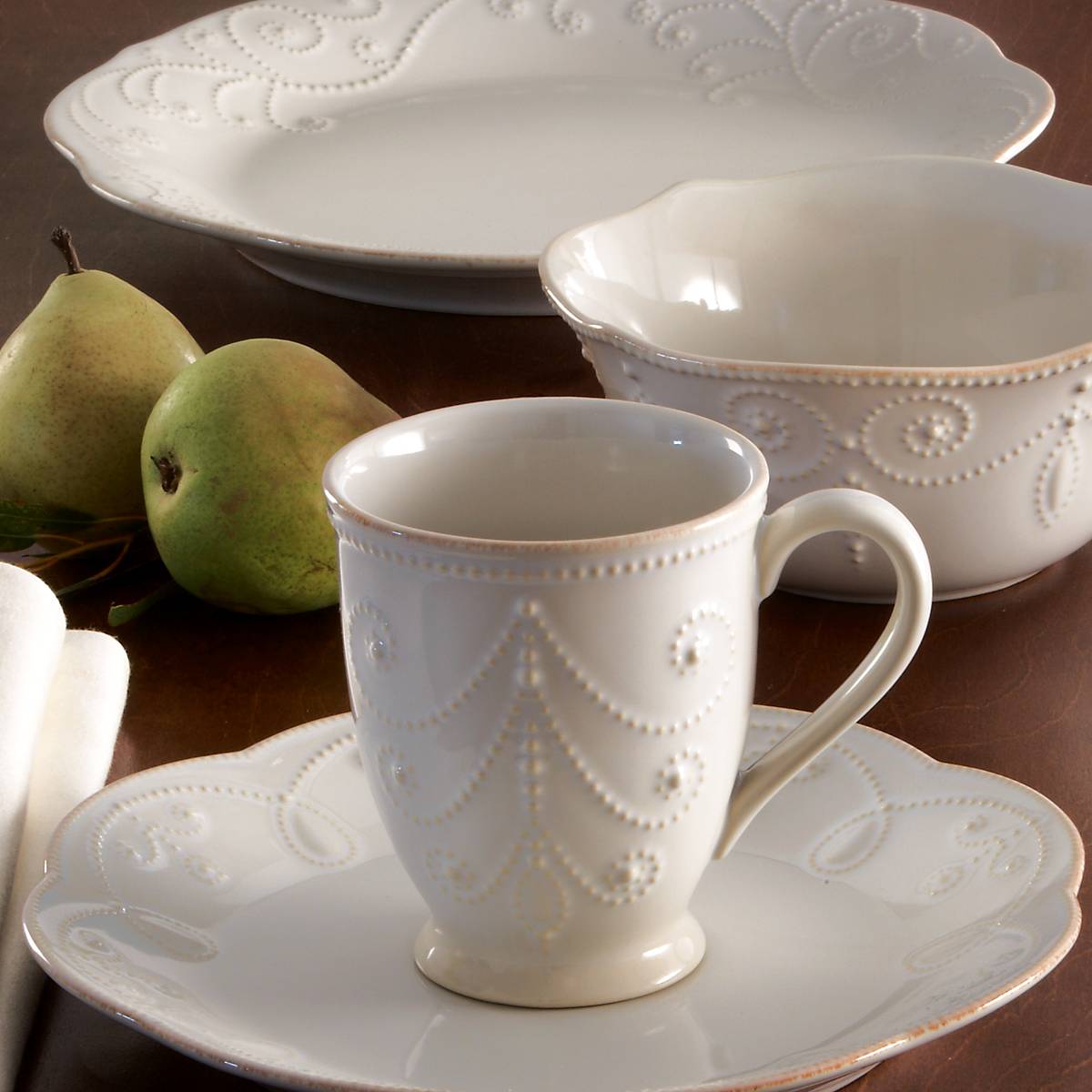 Lenox Heritage Lenox Heritage French Perle White 4-Piece Place Setting - Image 4