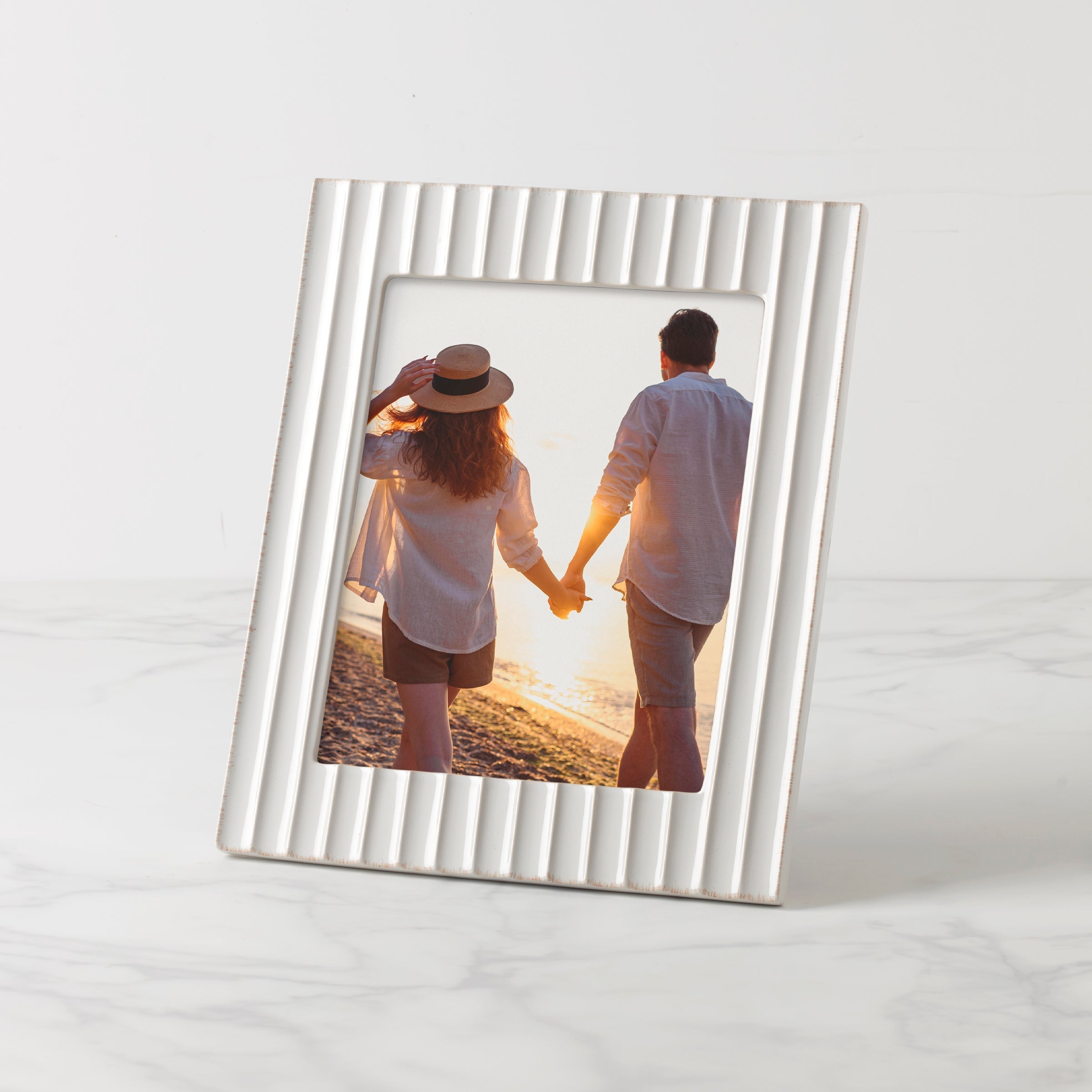 Lenox Heritage Lenox Heritage French Perle Scallop White 8x10 Photo Frame