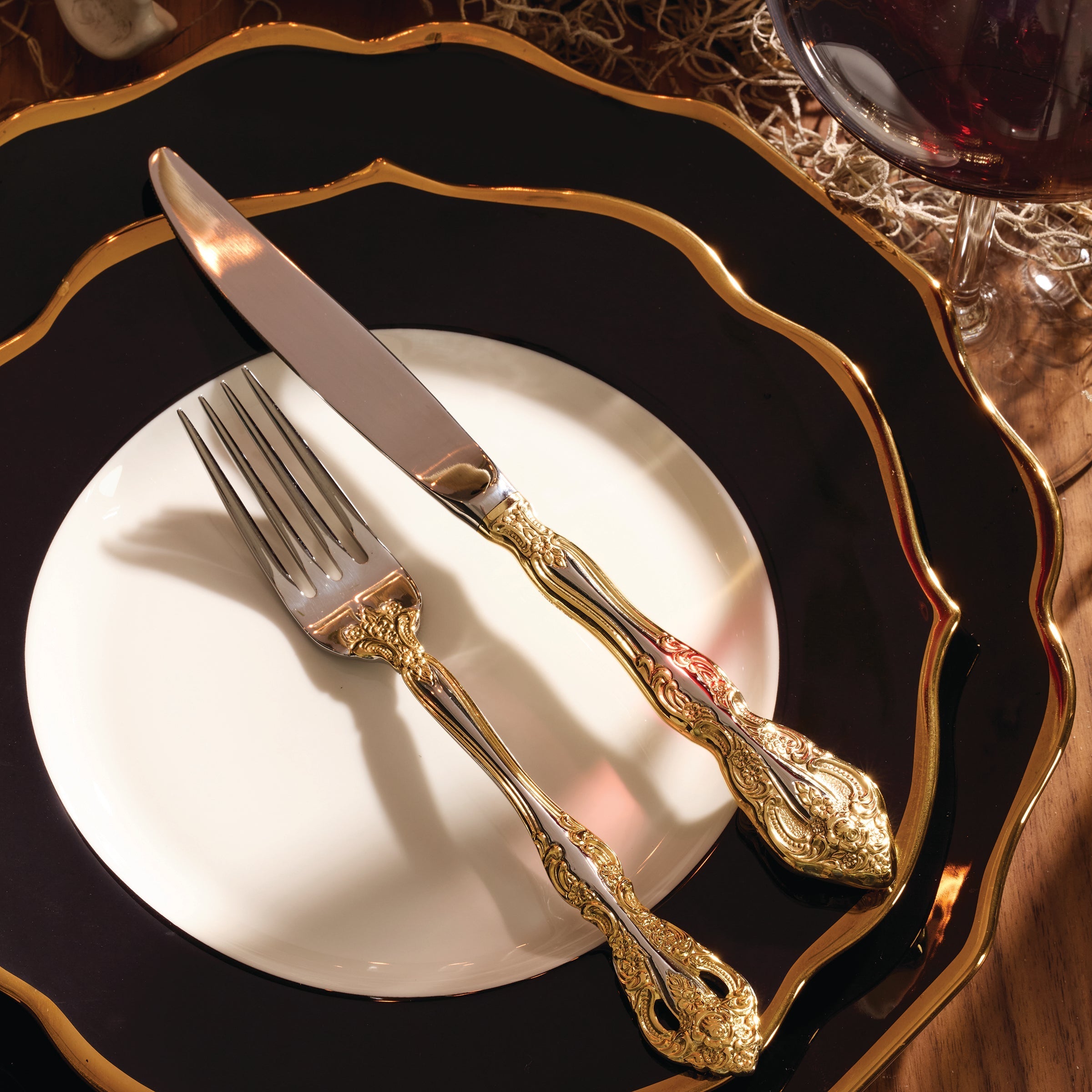 Lenox Heritage Lenox Heritage Golden Michelangelo 20-Piece Flatware Set - Image 7