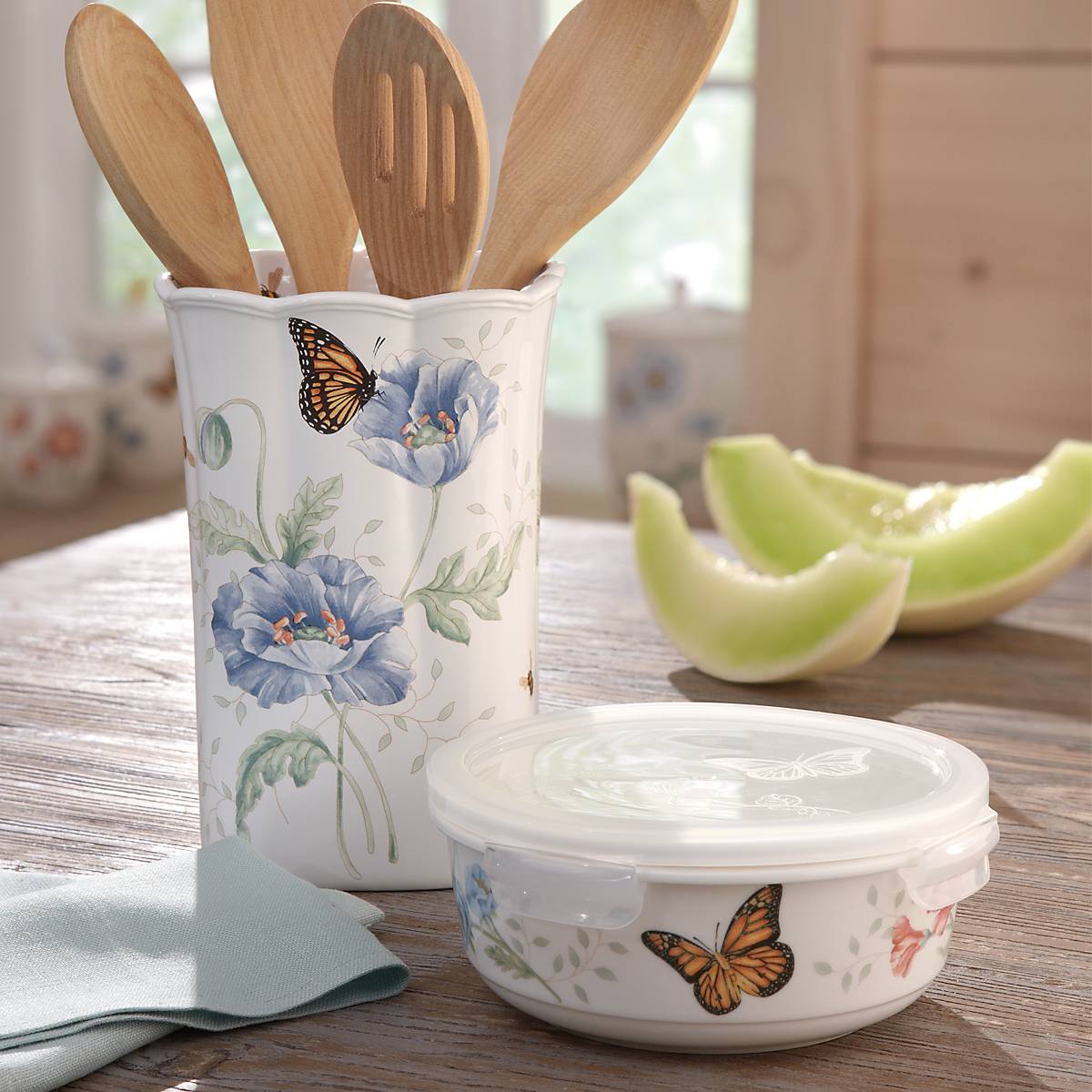 Lenox Heritage Lenox Heritage Butterfly Meadow Serve & Store Container - Image 5