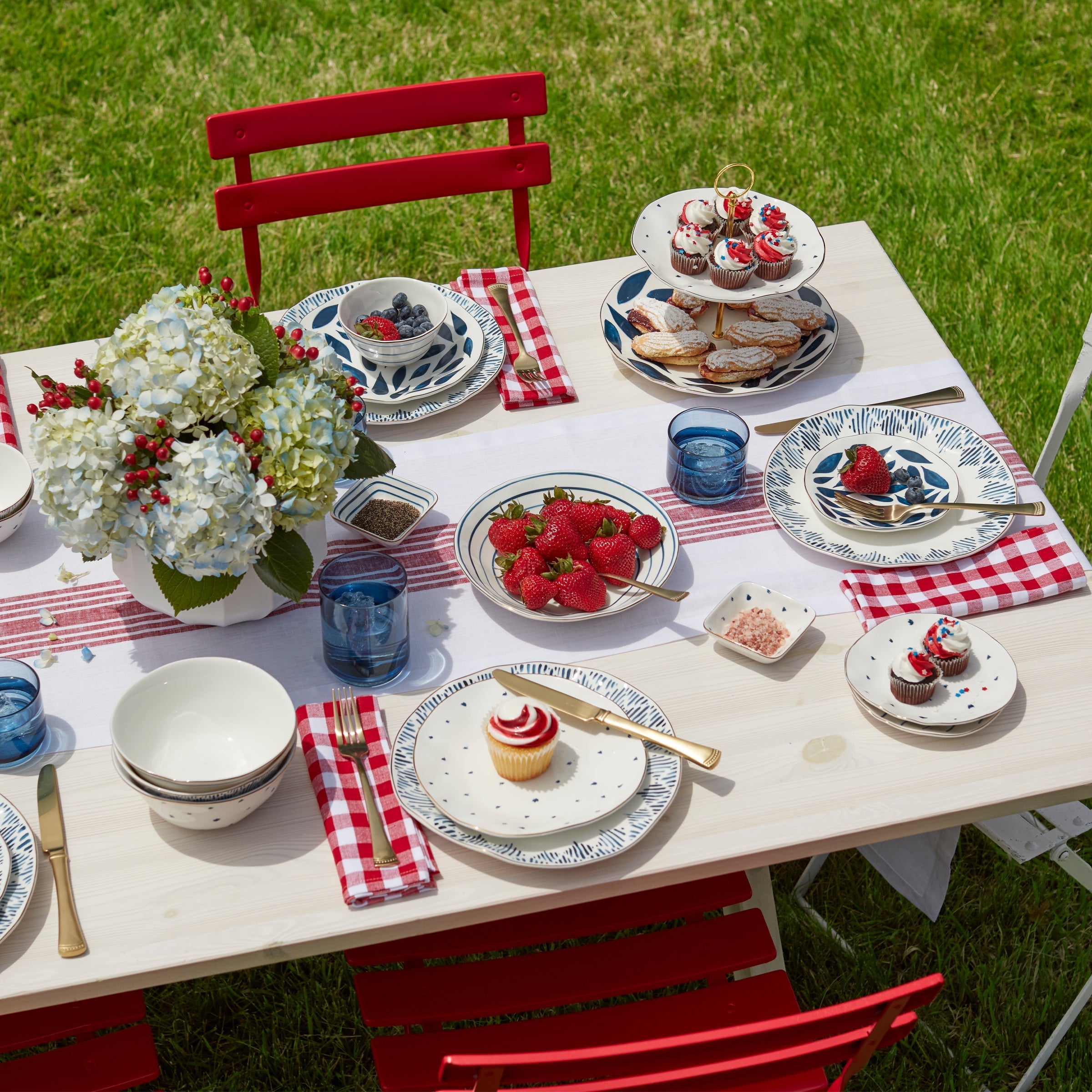 Lenox Heritage Lenox Heritage Blue Bay 12-Piece Dinnerware Set - Image 4