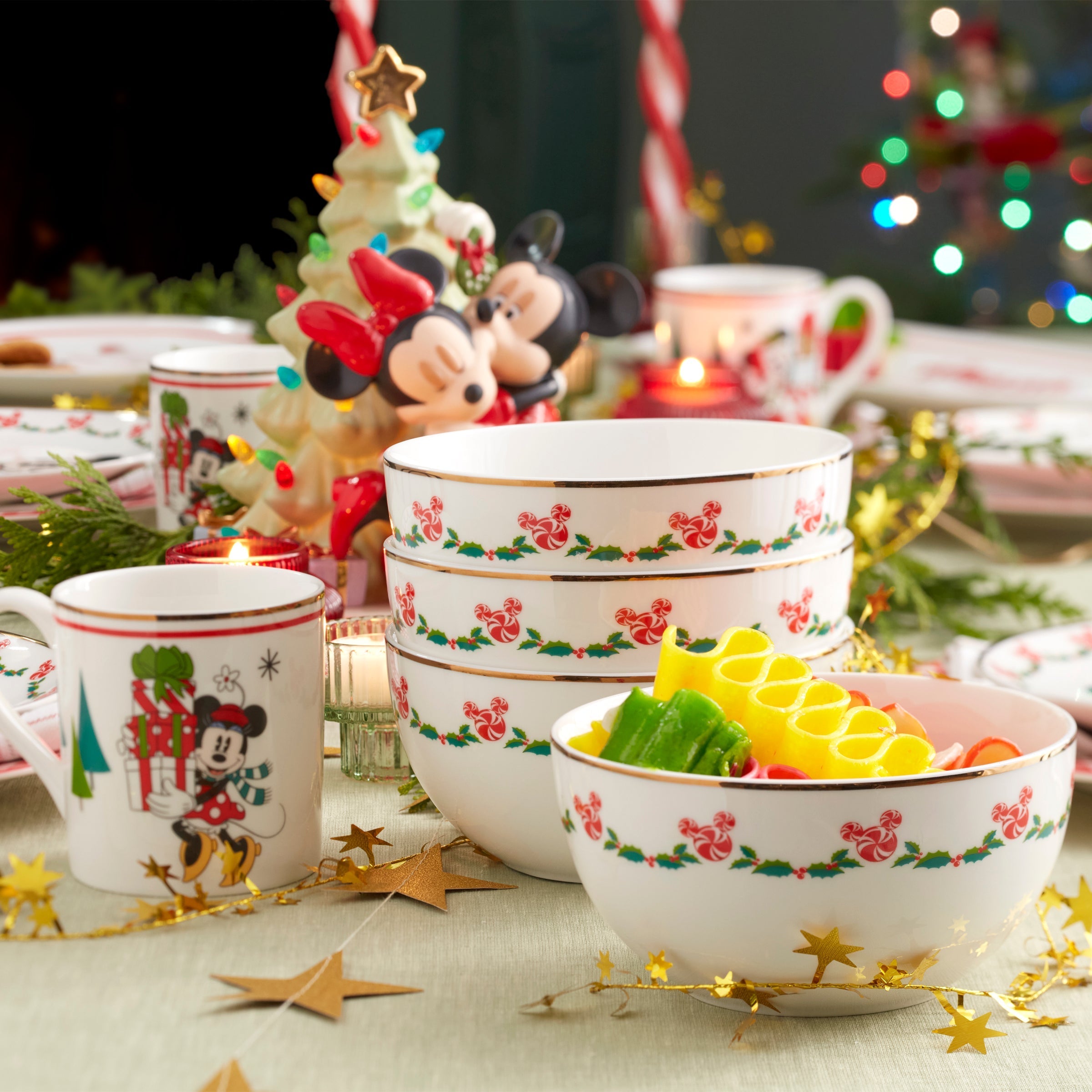 Lenox Heritage Lenox Heritage Disney Holiday 12-Piece Dessert Set - Image 3